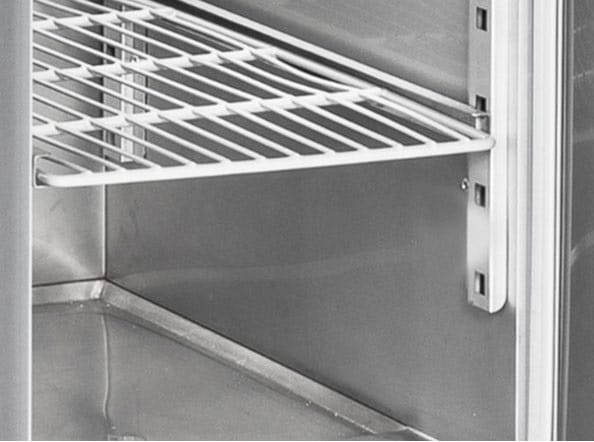 Saladette 3 dører med lokk CR93A Saladette 3 dører med lokk CR93A – Saladette
