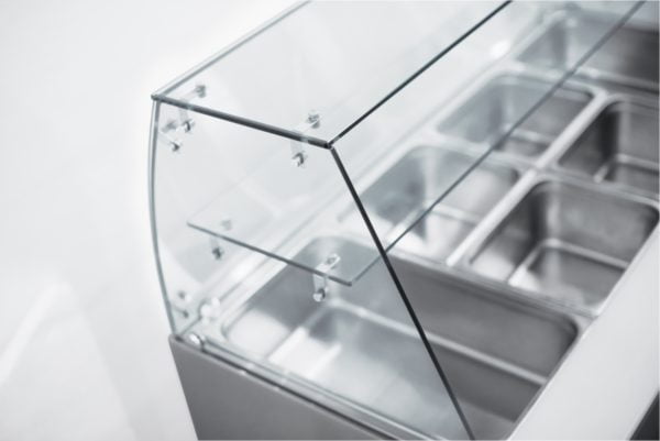 Saladette 3 dører med glassoverbygg CRQ93A Saladette 3 dører med glassoverbygg CRQ93A – Cool Head