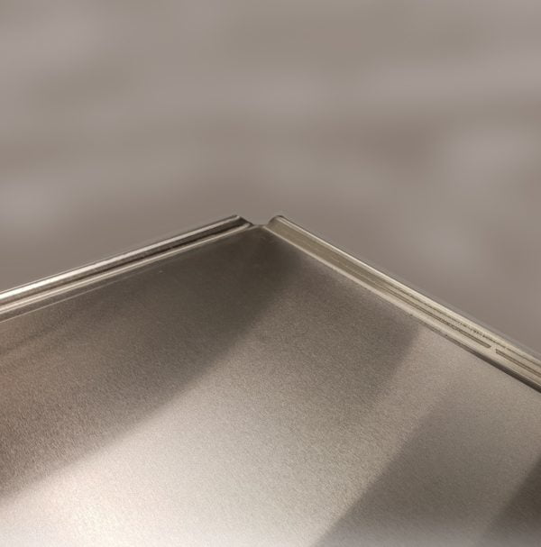 Bakebrett Aluminium 60×40 Lavkant 112097 Bakebrett Aluminium 60×40 Lavkant 112097 – brett og rister