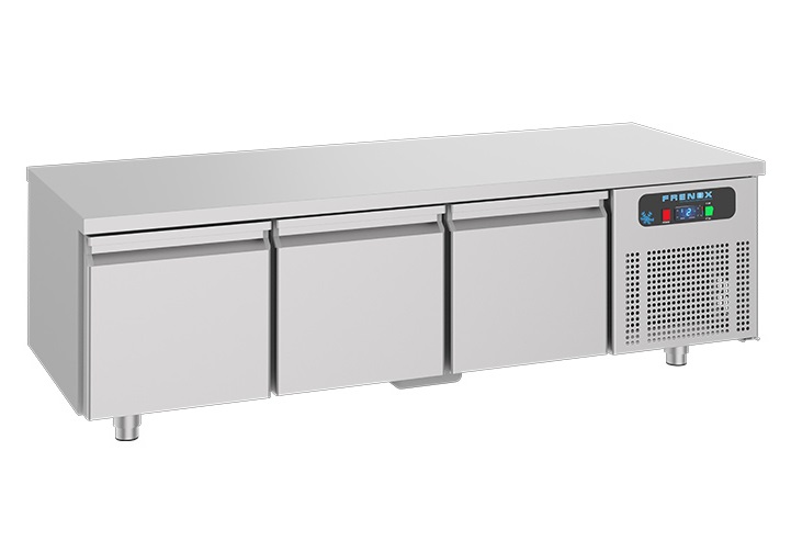 Grillkjølebenk 160×70 cm Frenox 3 dører UGN3-SH-DZ-R290 – Den perfekte løsningen for profesjonelle kjøkken