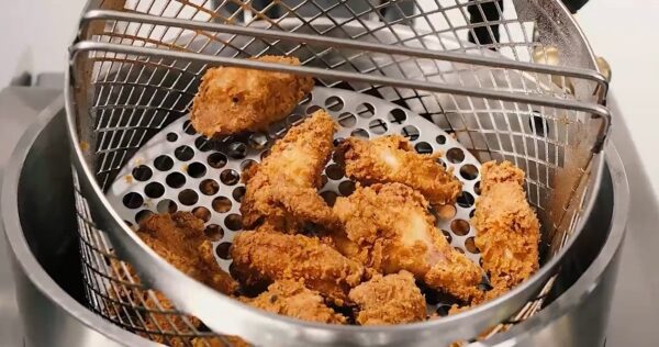 Elektrisk Trykk frityrkoker 2,2 kg / 10 min. MF518 Elektrisk Trykk frityrkoker 2,2 kg / 10 min. MF518 – Fried & Broasted Chicken
