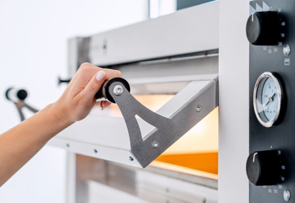Pizzaovn MAIOR 4+4xØ35 cm Oppoverhengslede dører – Elektrisk pizzaovn